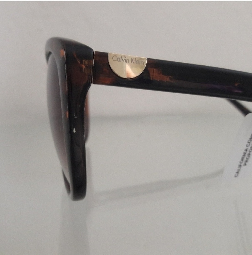 NWT CALVIN KLEIN SUNGLASSES EYEWEAR ACCESSORY - Picture 4 of 5